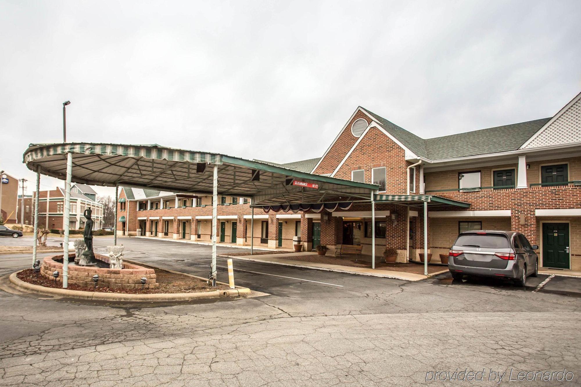 Red Roof Inn & Suites Cornelius - Lake Norman Eksteriør billede
