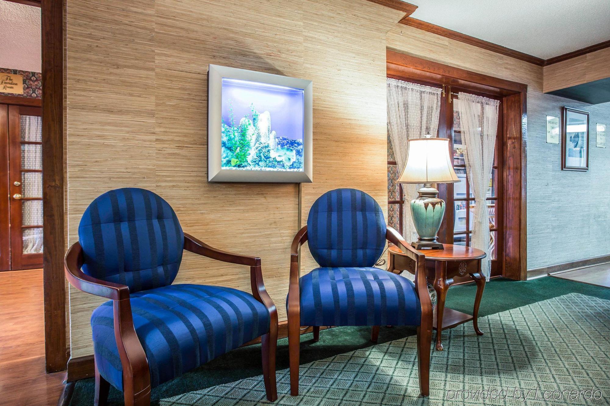 Red Roof Inn & Suites Cornelius - Lake Norman Eksteriør billede